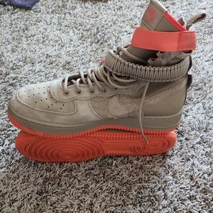 Air Force 1 Nike paracord size 9.5 worn 1 time